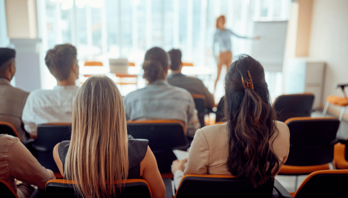 How to Track Employee Training Progress Efficiently